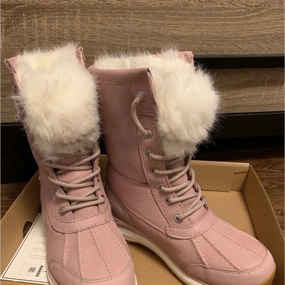 Ugg Adirondack size 6 - Picture 1 of 1